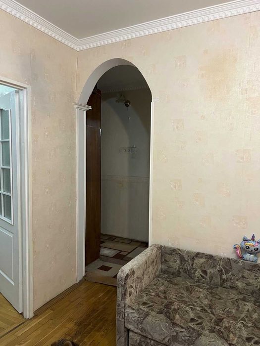 здам 1 кімнату в 3х кімнатній квартирі троещина