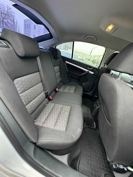 Продам Skoda Octavia A5 2011 можлива розстрочка,кредит!
