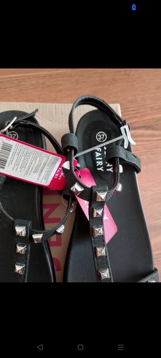 Nowe sandałki damskie