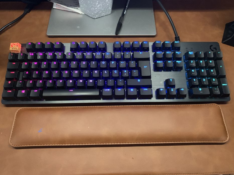 Teclado MECANICO Logitech  G512