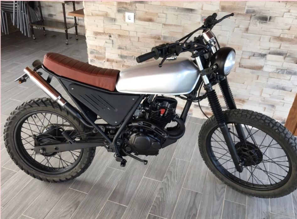 Honda XLR 125 scrambler
