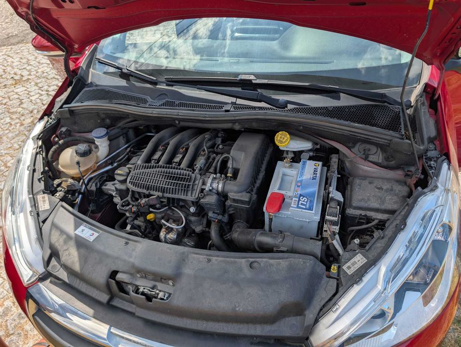 Peugeot 208 — fotografia 7