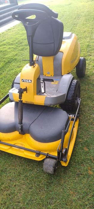 Traktorek kosiarka Stiga Villa 12 hst