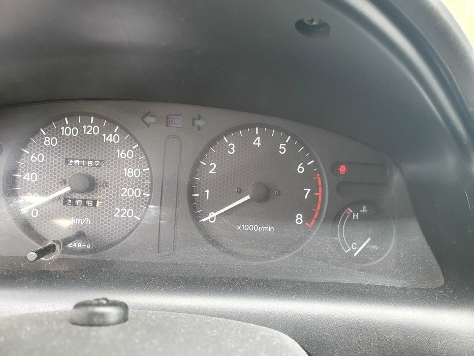 Vende se Corolla 2000 peças ou conserto