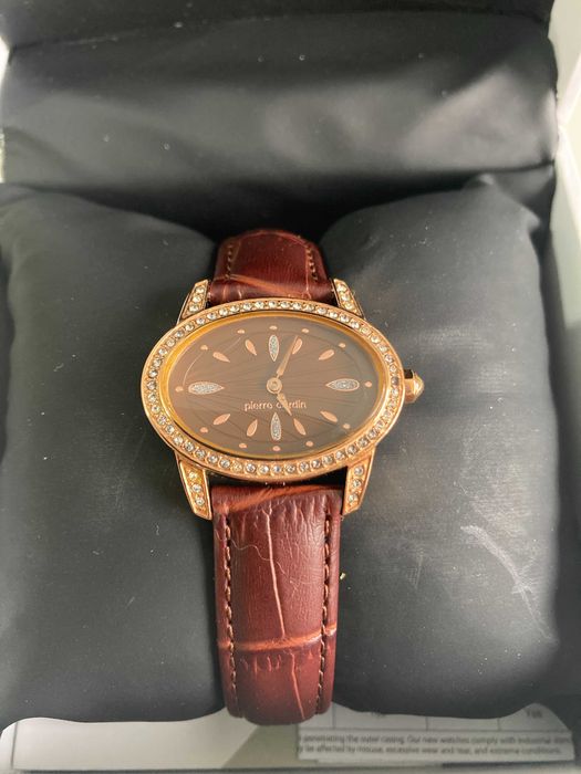 Relógio Pierre Cardin PC104202F03 com pulseira de couro - como novo