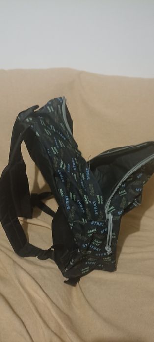 Vendo mochila de criança