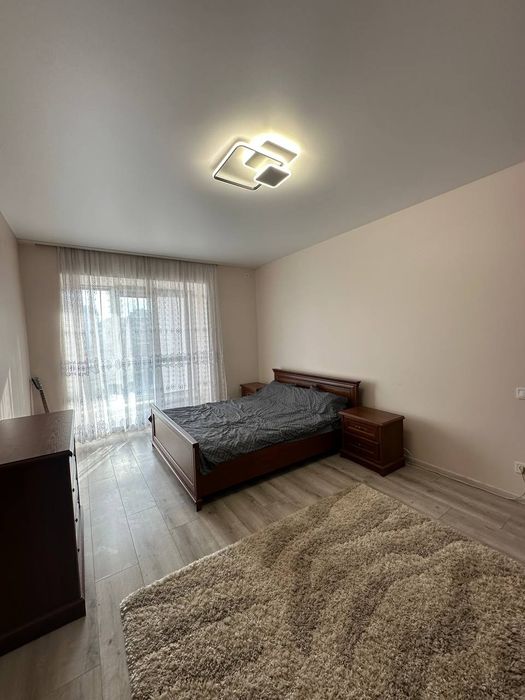 Оренда.1км.квартири. Довженка-58 поряд парку та озера