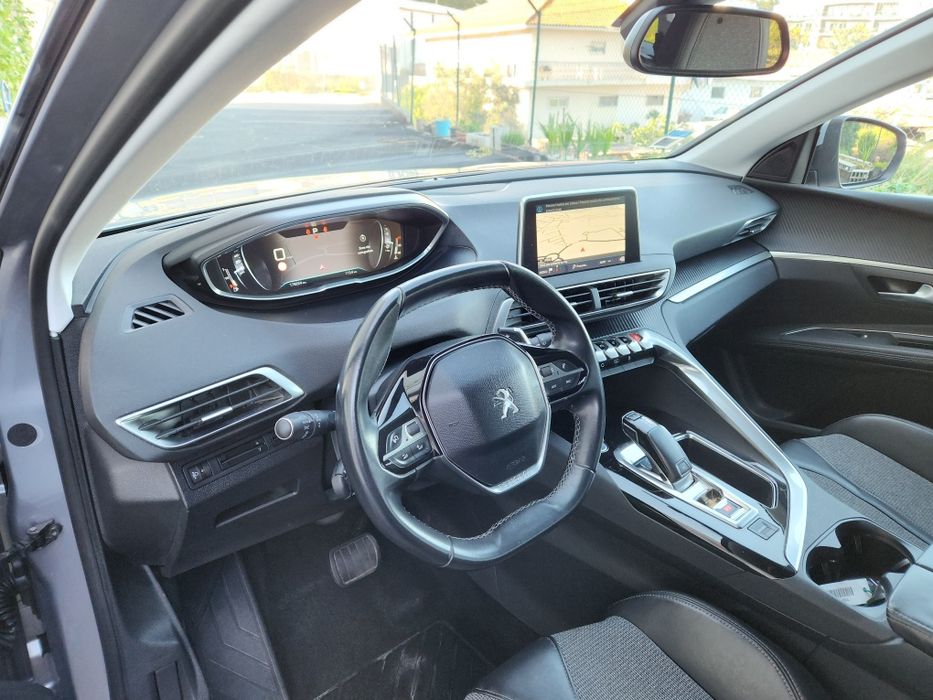 Peugeot 5008 1.6 HDI Auto Nacional  179 MIL KMS