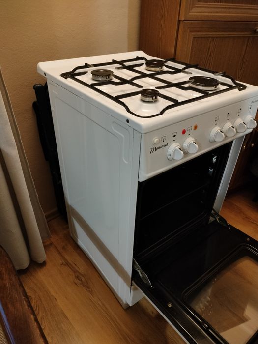 Sprzedam kuchenkę gazowo elektryczną