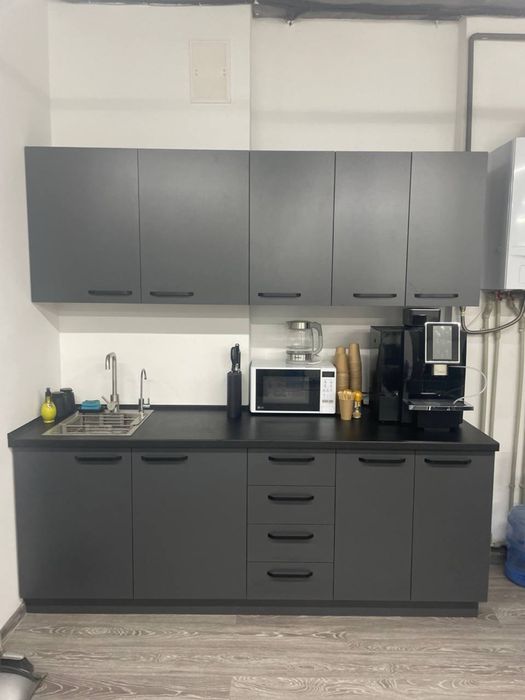 Кухня з краном і фільтром