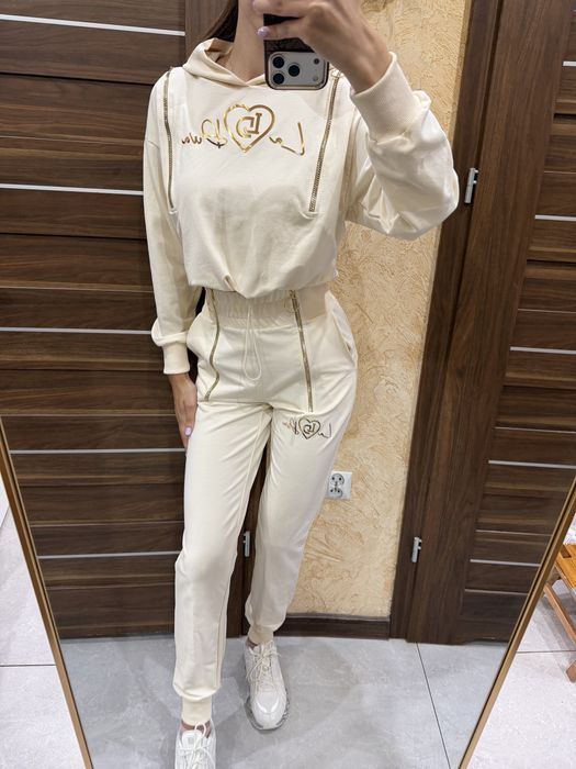 Dres komplet dresowy premium vanilla La Diva Polska Produkcja M