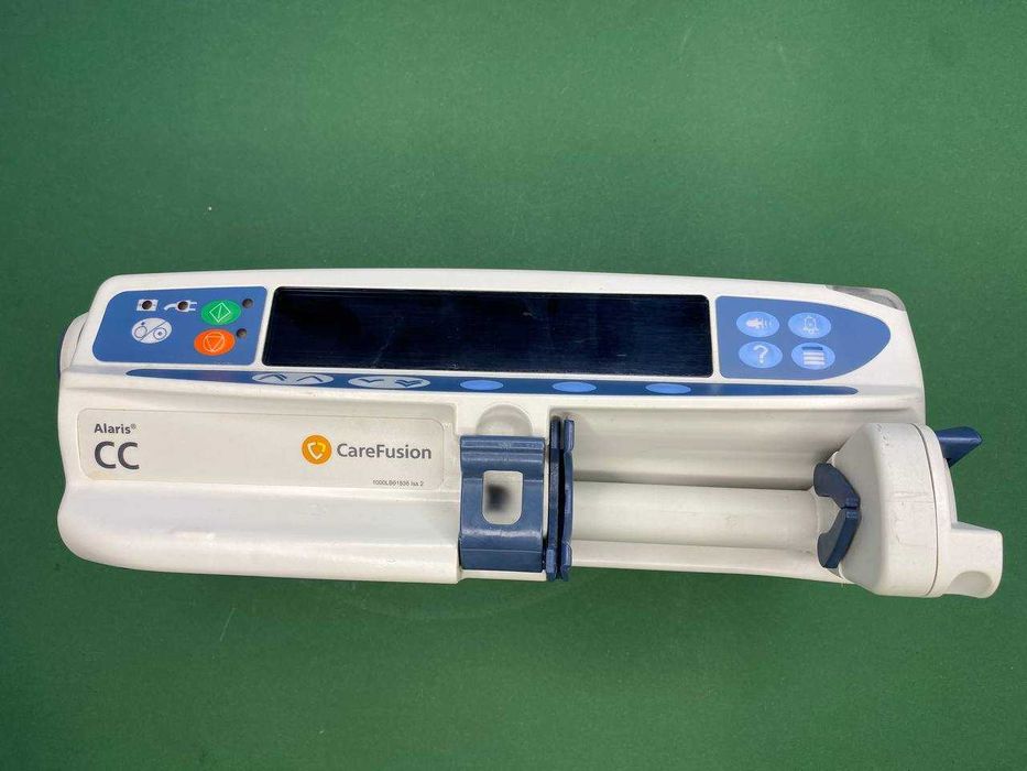 Pompa infuzyjna strzykawkowa ALARIS CC CareFusion