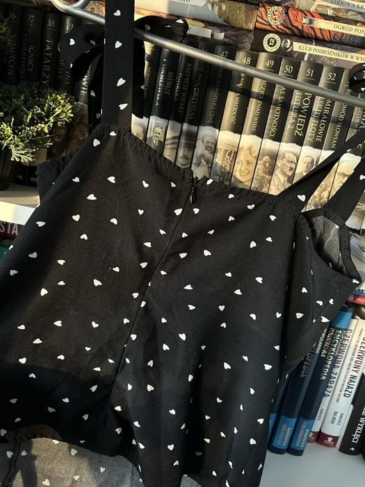 Czarna bluzka w serduszka parisian 38
