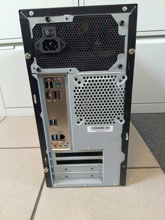 Sprzedam Komputer PC