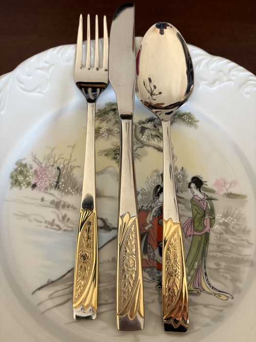 Faqueiro para 12 pessoas completo banhado a ouro