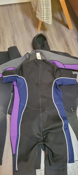 Гидрокостюмы разные