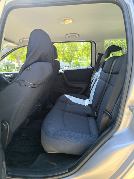 Fiat Stilo Multiwagon — fotografia 8