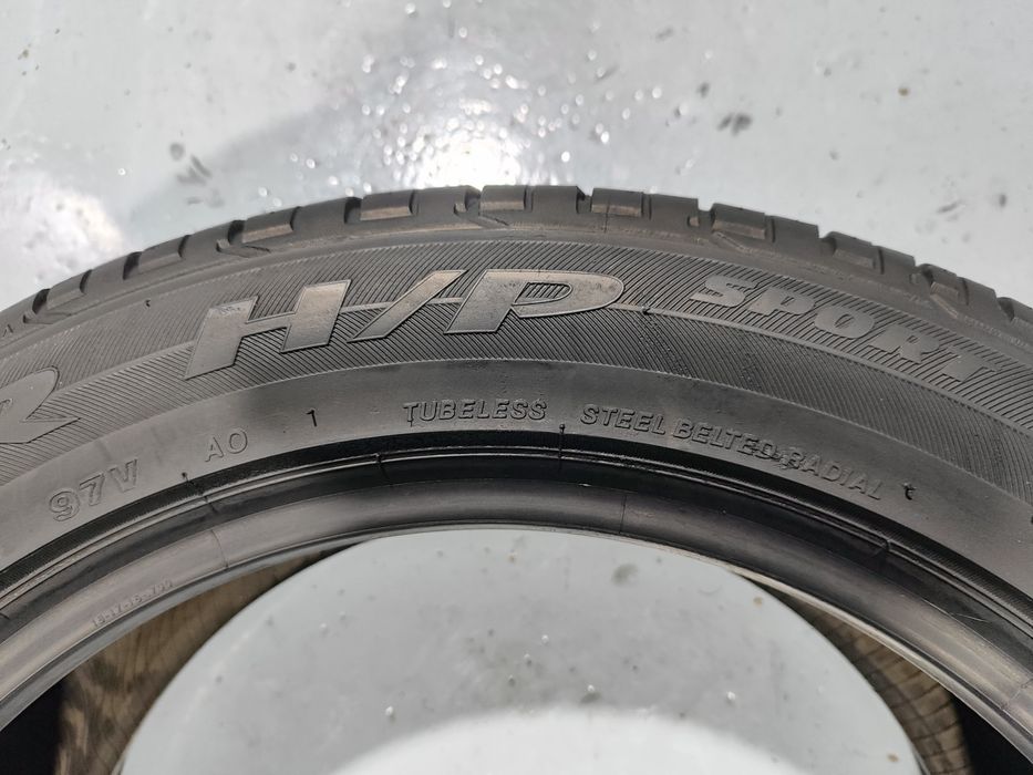 2 pneus semi novos 235-50R18 Bridgestone - Entrega grátis