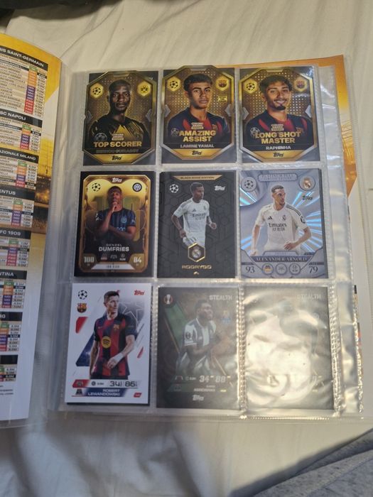 Binder z kartami match attax 25/26