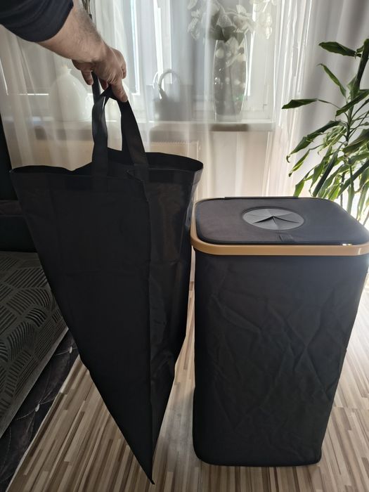 Kosz, pojemnik na butelki plastikowe śmieci NOWY