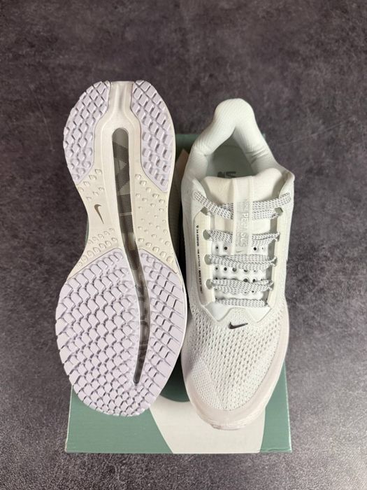Nike Pegasus Premium SP White