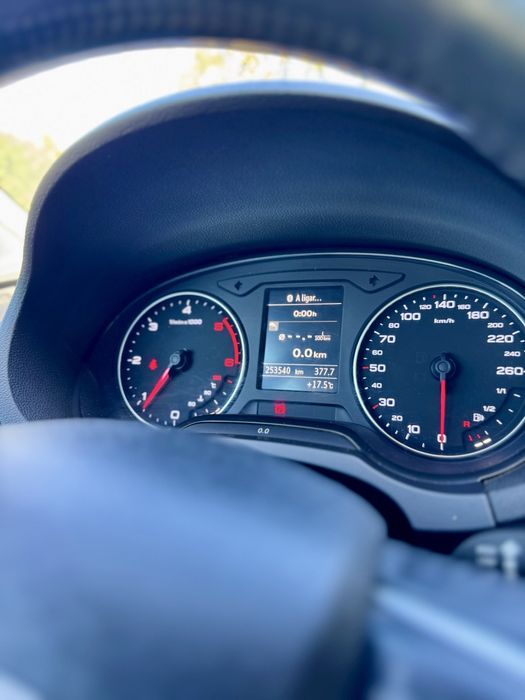 AUDI A4 1.6 TDi 2015 **DESDE 149€ MÊS”