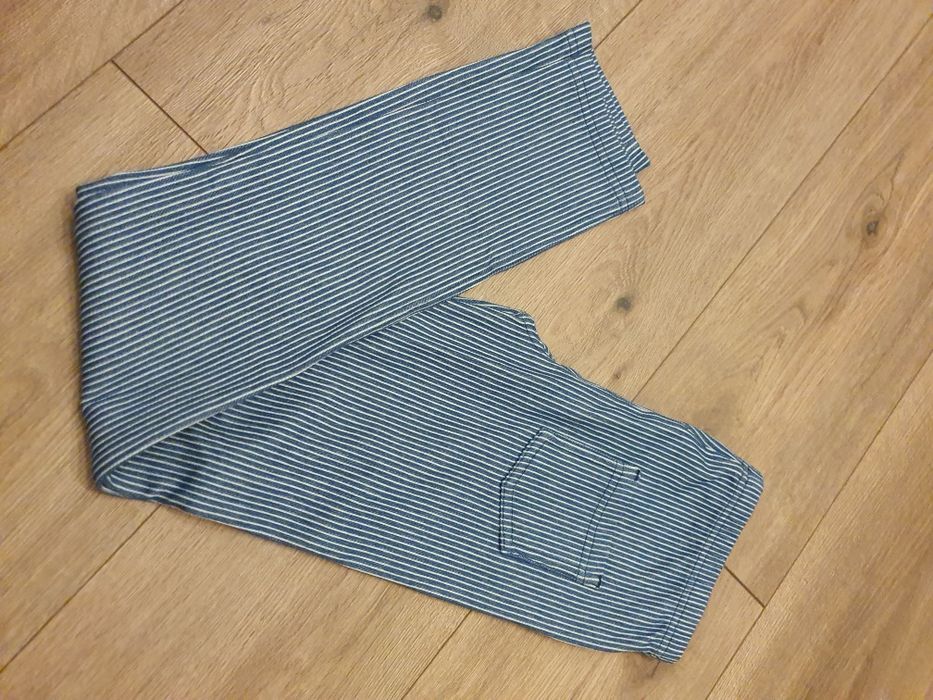 Piękne nowe jegginsy marki Calzedonia rozmiar S prążki