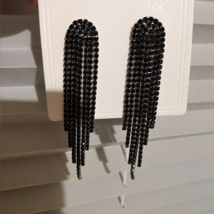 Kolczyki czarne długie z cyrkonia długość ok 8cm