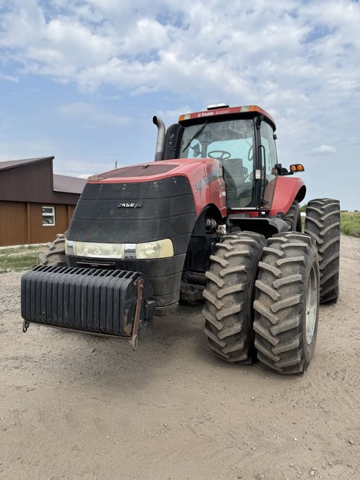 Трактор CASE MX340.