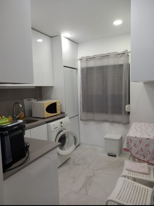 Arrendo quarto single !