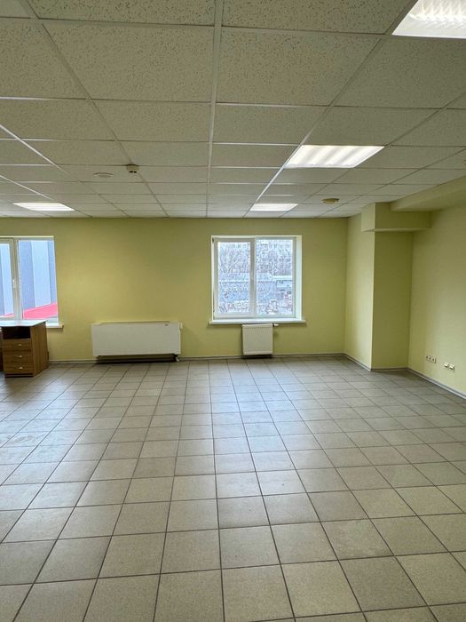 Оренда офісів від 22,4 кв.м в ТРЦ NEO PLAZA (вул. Марії Кюрі, 5)