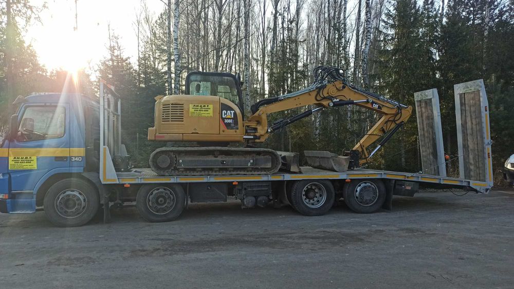 Pomoc drogowa , laweta, platforma, transport, nisko podwozie, usługi