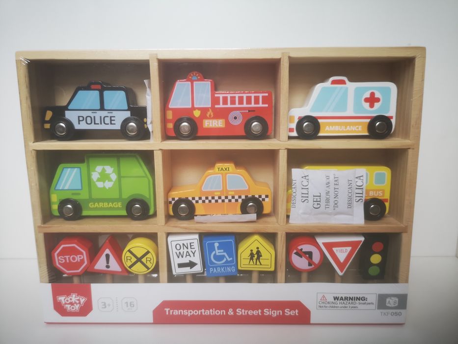 TOOKY TOY Zestaw Drewnianych Pojazdów i Znaków Drogowych