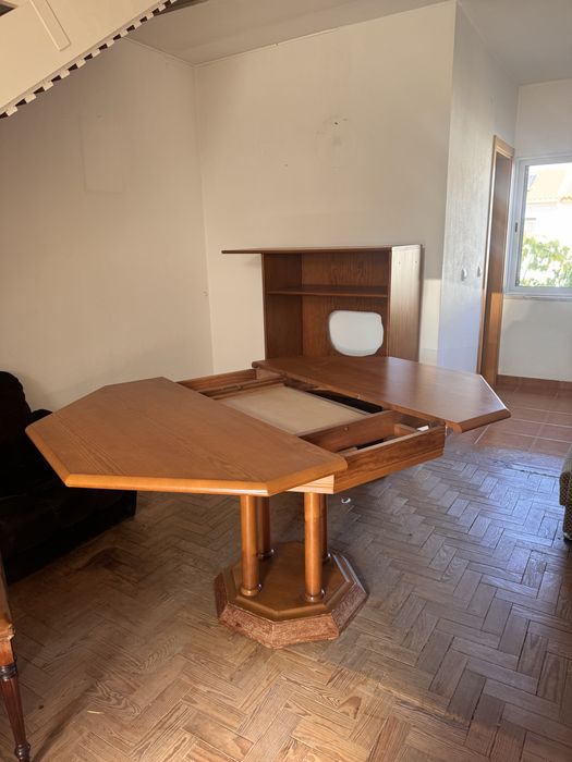 Mesa de madeira extensivel