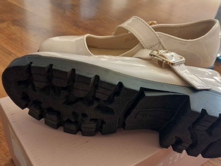 Nowe białe buty roz 34