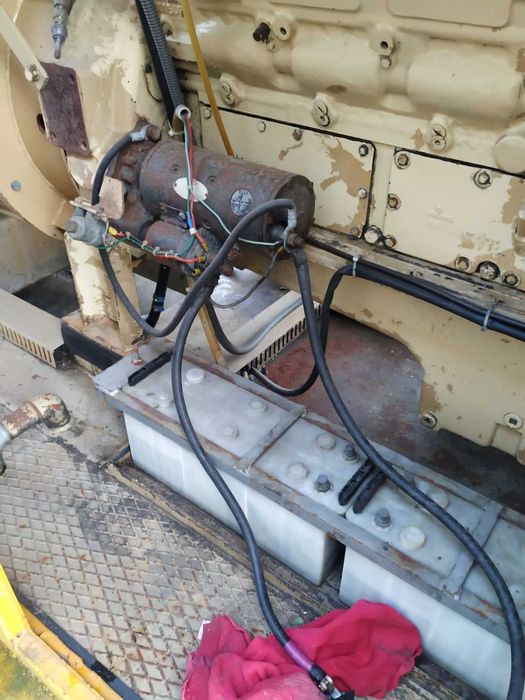 Продам генератор Сummins