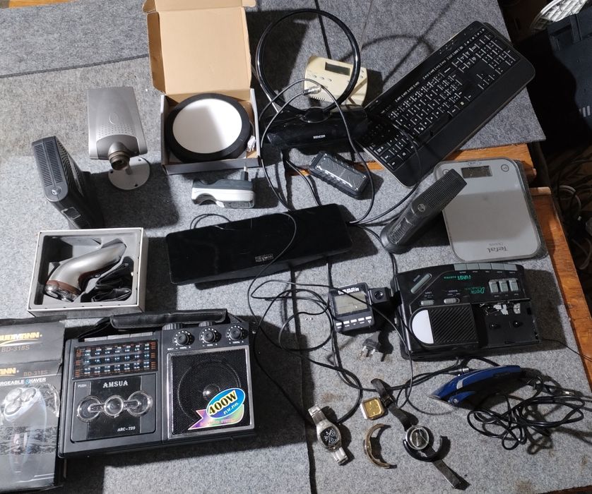 Продам речі одним лотом читайте опис