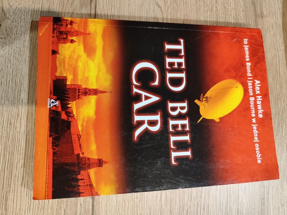 Car, Ted Bell książka