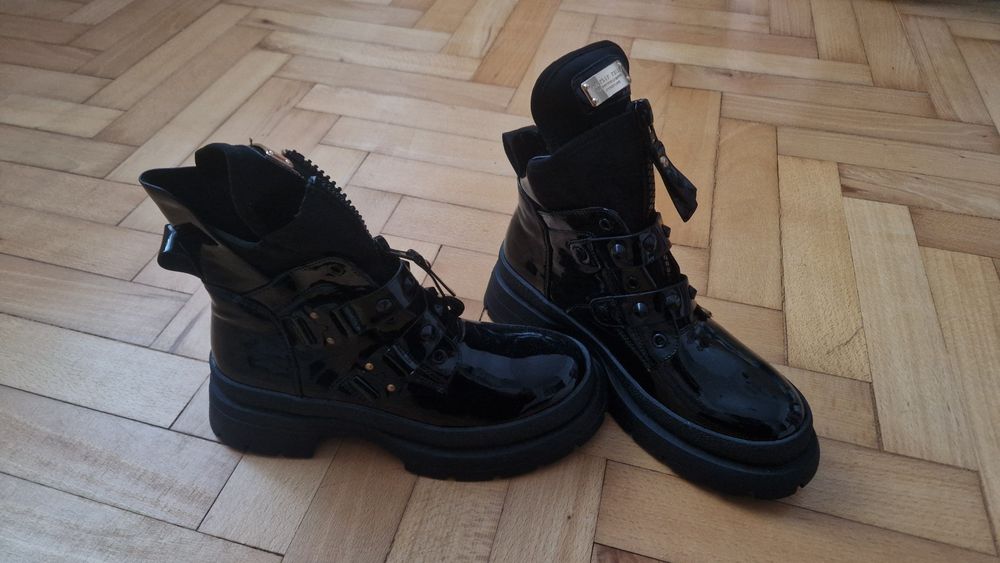 Czarne botki trapery eko skóra r 38