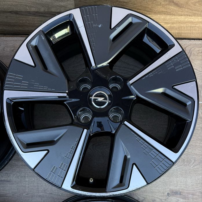 Opel R17 4x108 ET32 7J Corsa Peugeot 208 Citroën C3