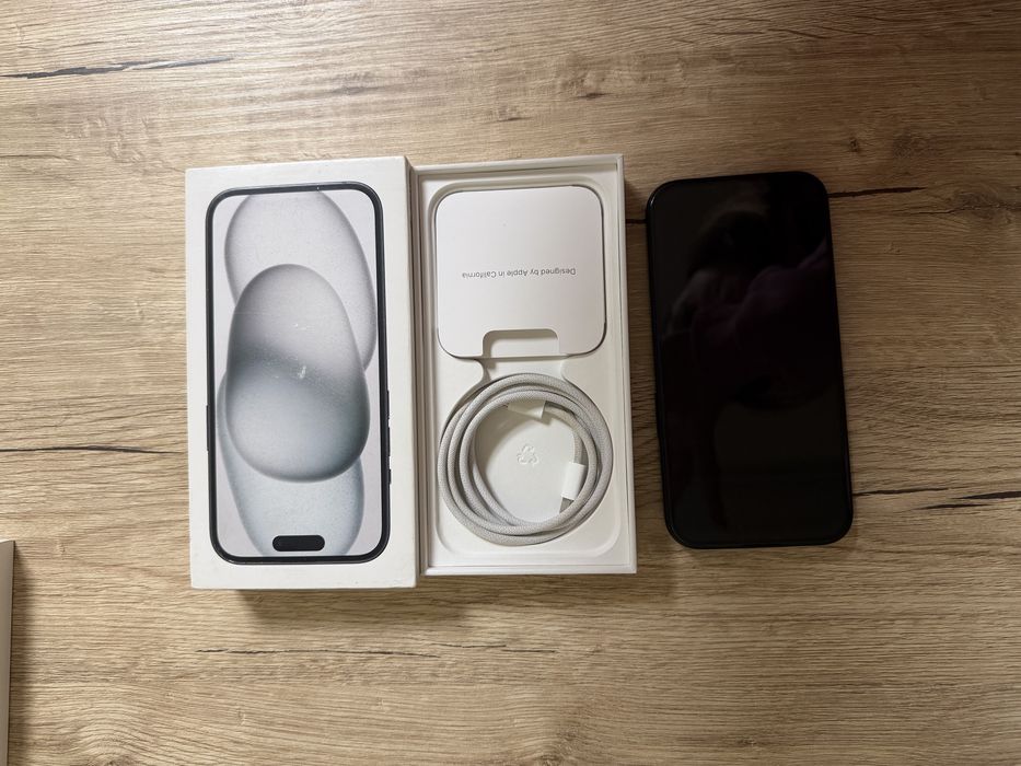 iPhone 15 128GB black (черный) Айфон 15