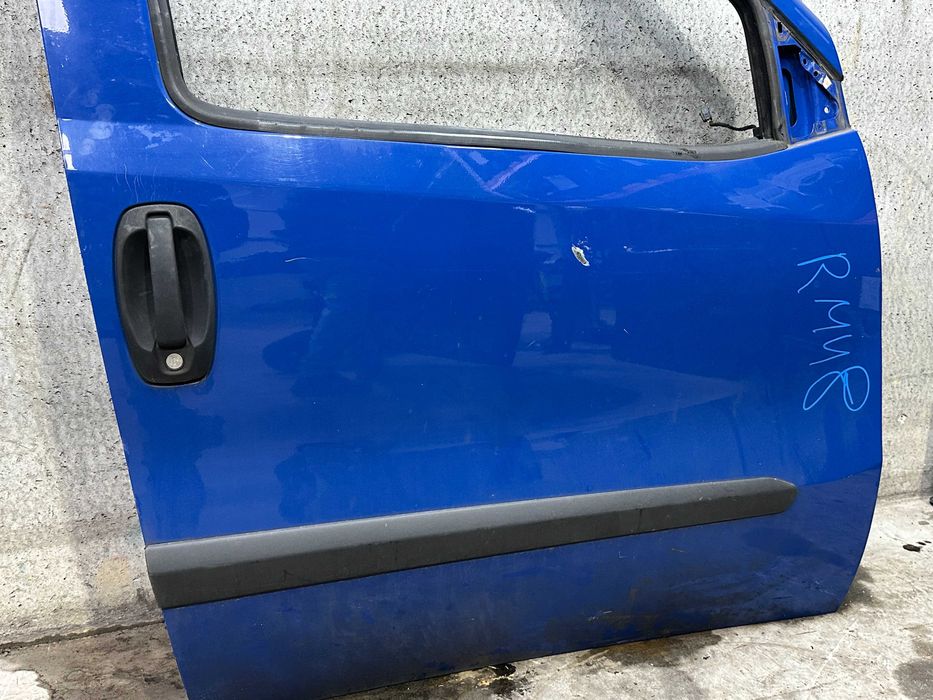 Porta frontal direita Fiat Doblo (2016)