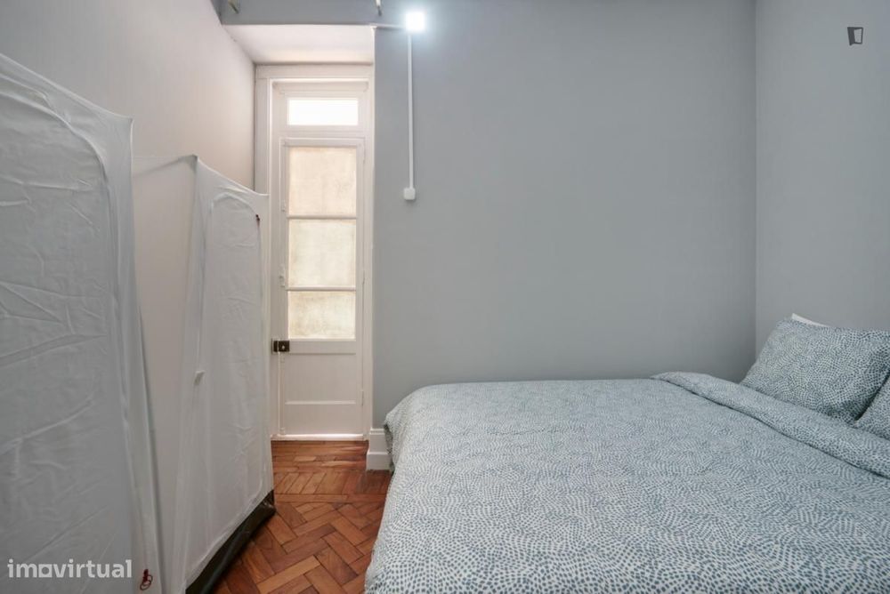 Quarto - localizado em Saldanha Lisbon
