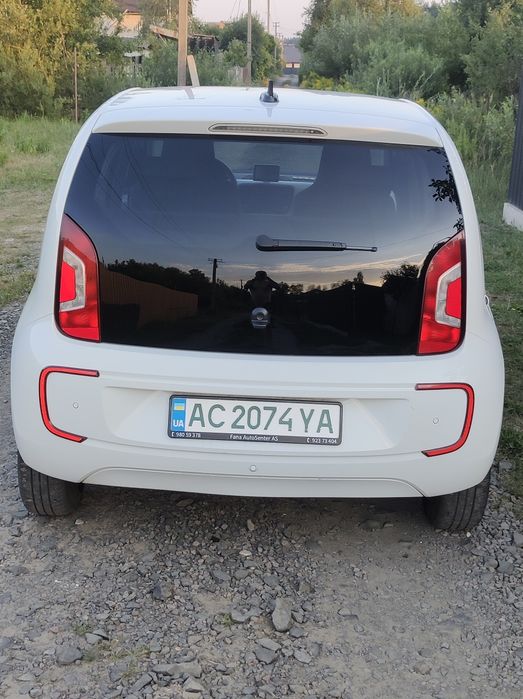 Продам Volkswagen e-up