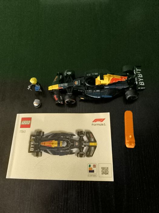 LEGO Speed Champions 77243 Bolid F1 Oracle Red Bull