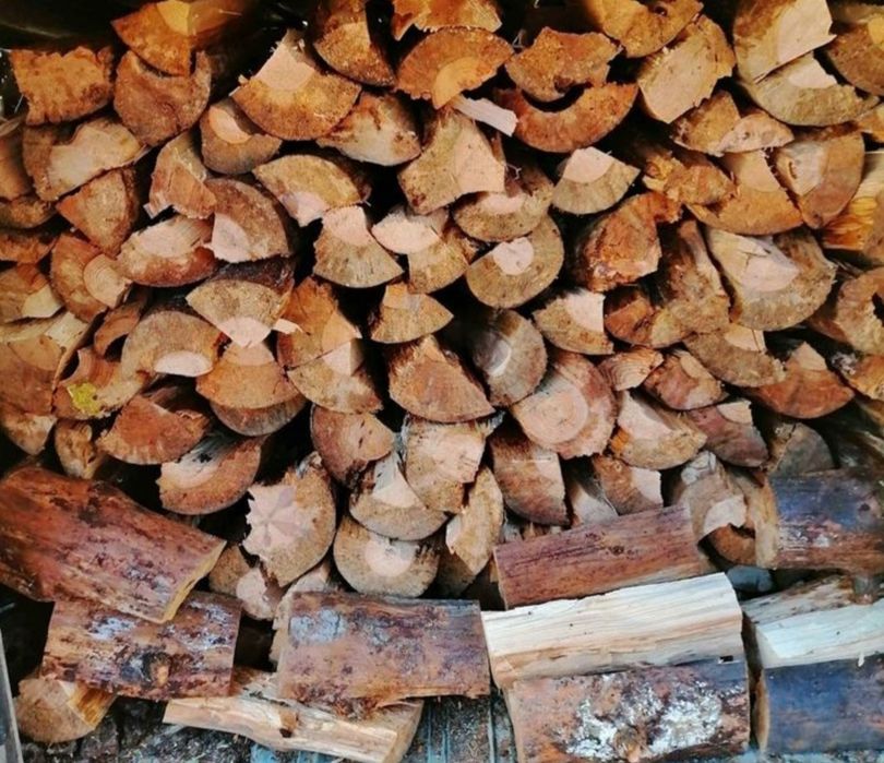 Vendo lenha seca pinho 30€ m³