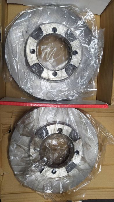 Диск тормозной передний Mitsubisi Lancer 3 4 5 Colt 3