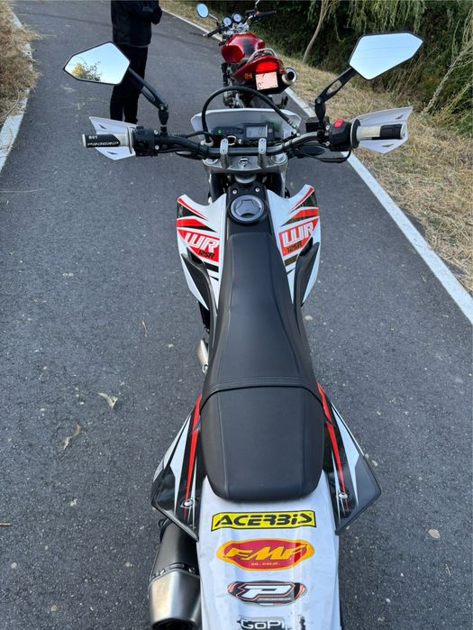 Yamaha WR 125 R
