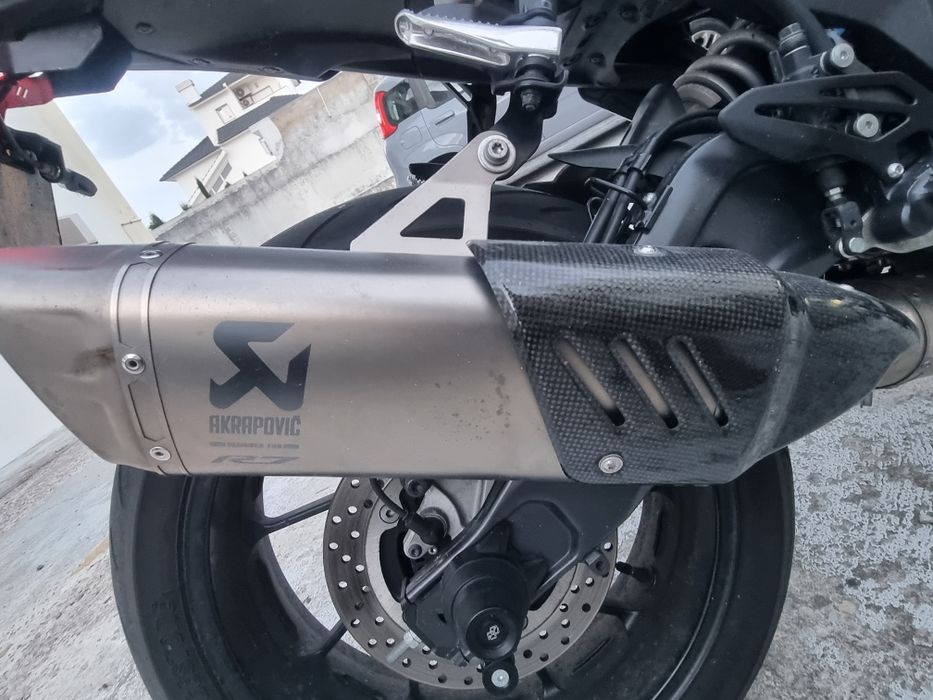 Yamaha R7 - 54 KW, 2023, 3000 km (com extras)