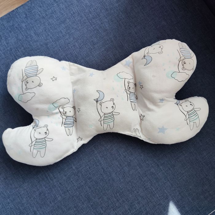 Poduszka dla dzieci typu motylek